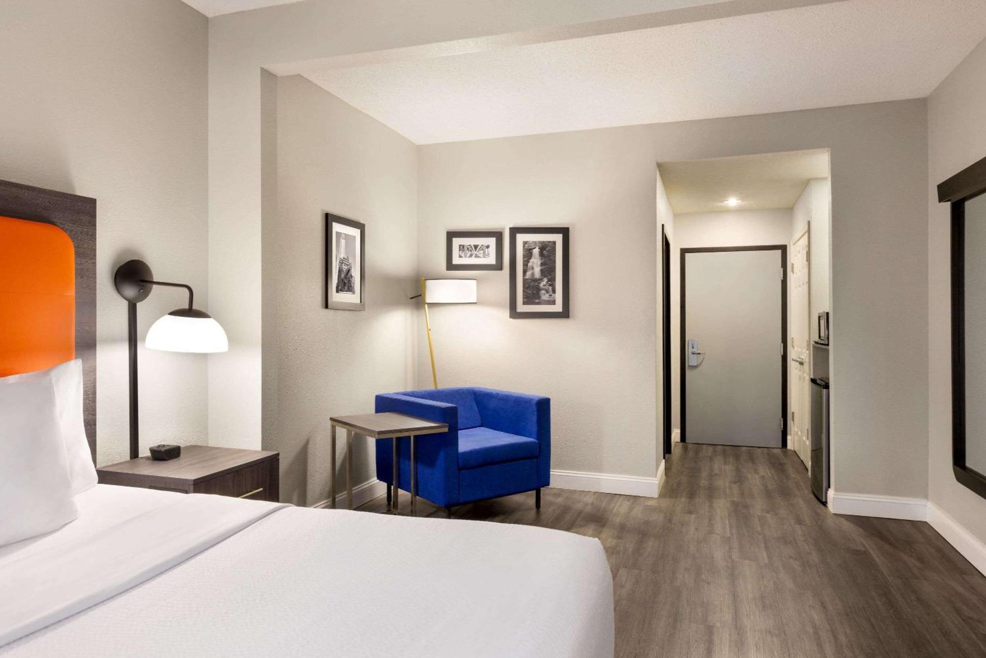 La Quinta By Wyndham Mt. Laurel - Philadelphia Hotel Mount Laurel Exterior foto