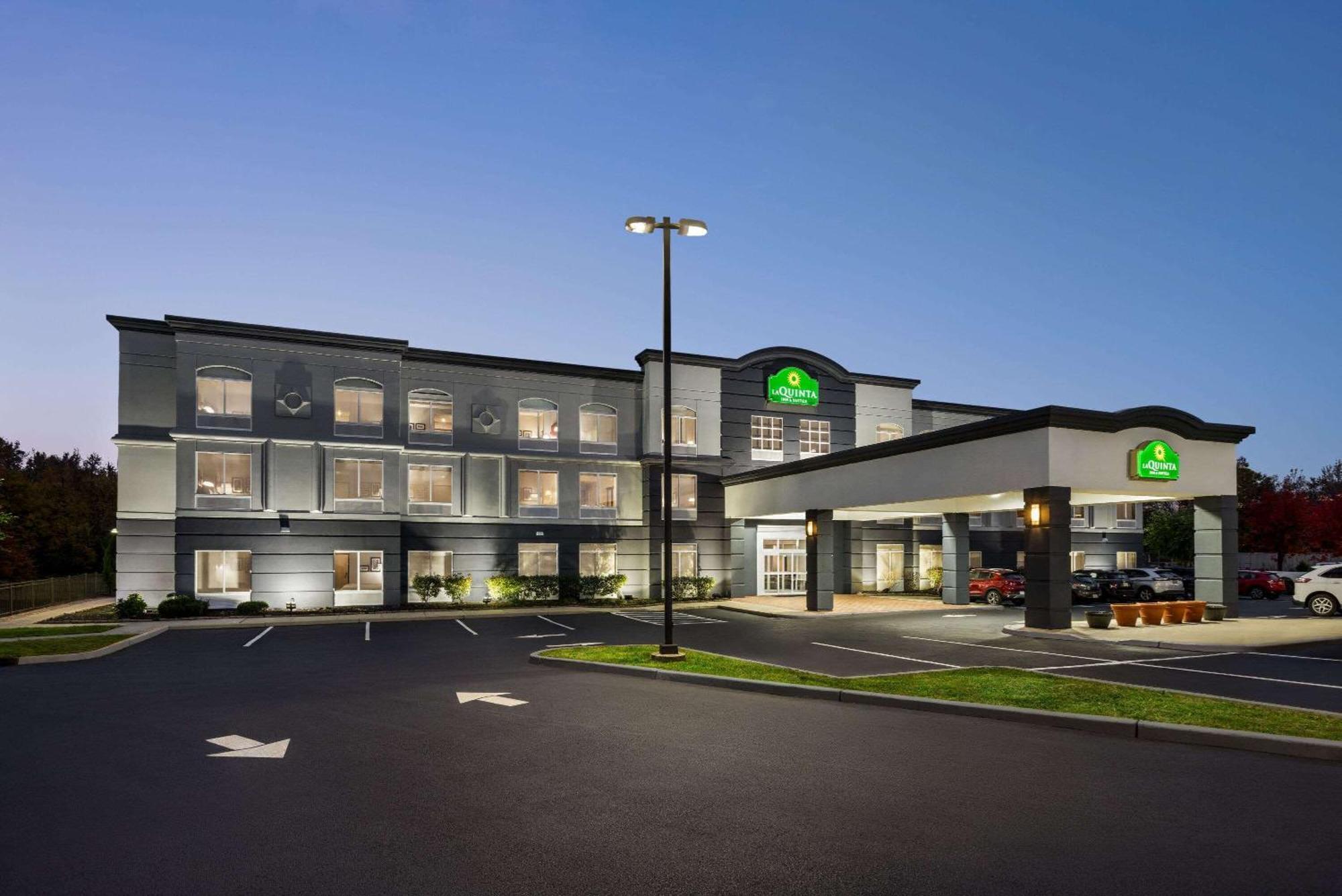 La Quinta By Wyndham Mt. Laurel - Philadelphia Hotel Mount Laurel Exterior foto